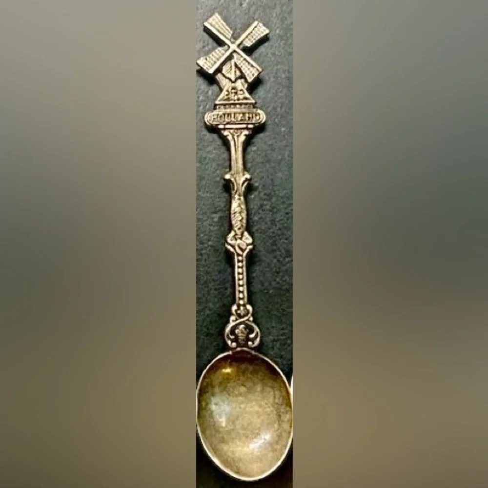 Antique Vintage Collectible Souvenir Holland Windmill Spoon Dutch - Blades Spin